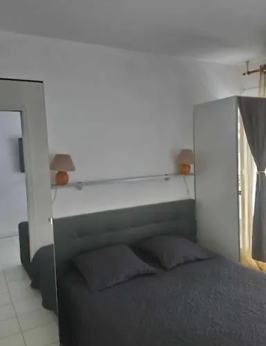 En Bord De - Cote D'azur Apartmán *